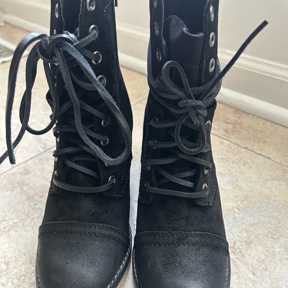 Steve Madden Gretell Black Suede Chunky Block Heel